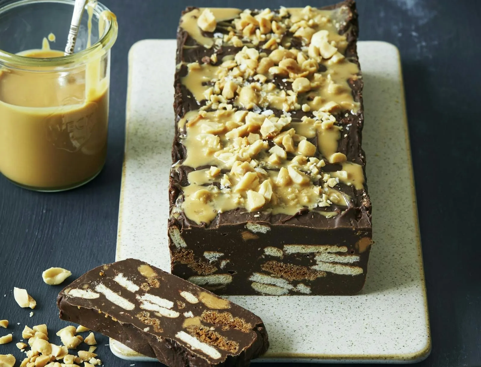 Kiksekage med peanutbutter og kondenseret mælk