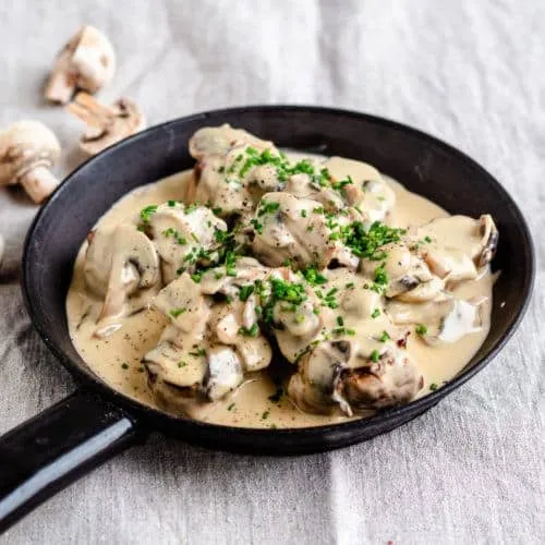 Mørbrad à la crème med champignon
