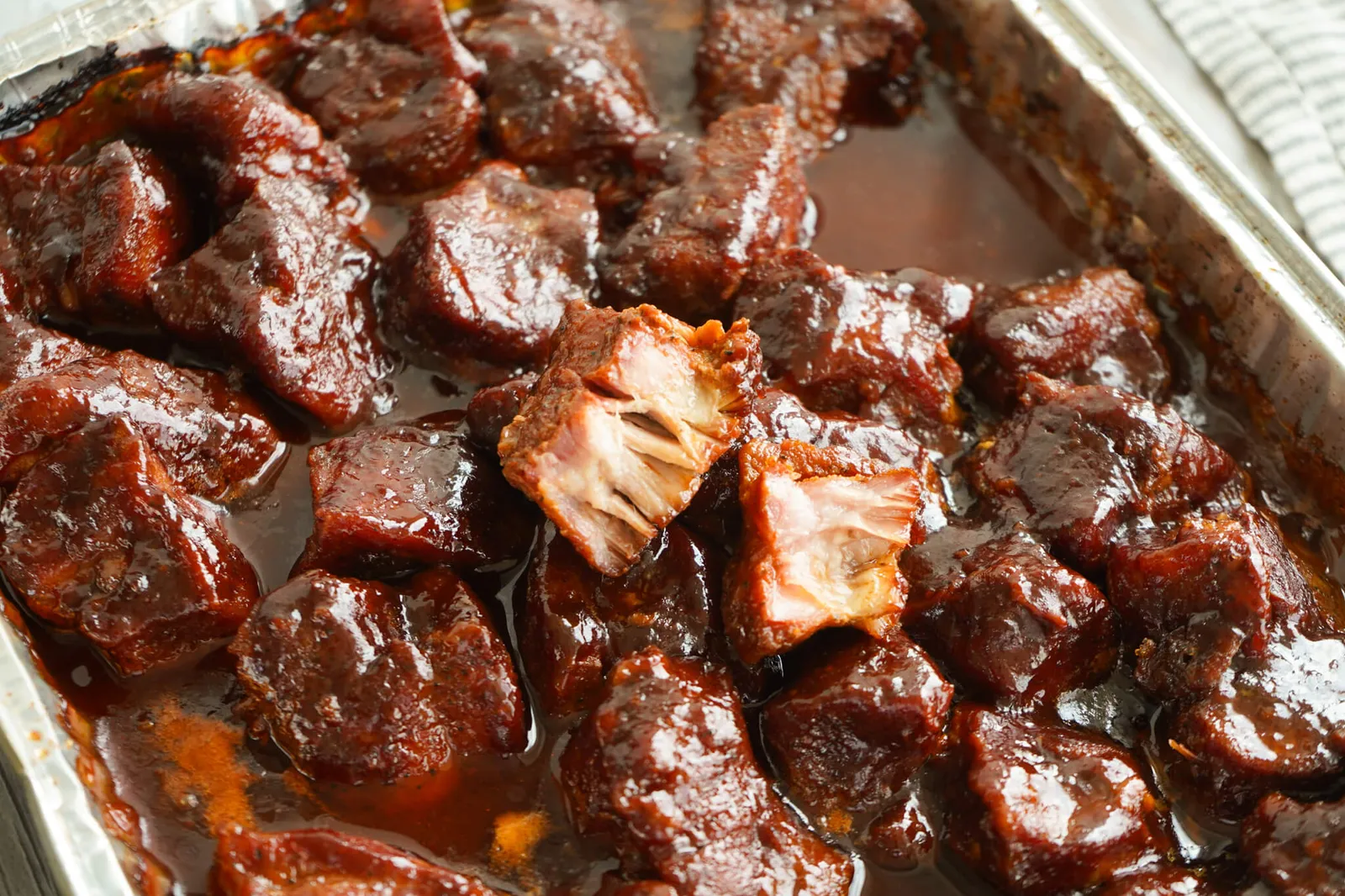 Burnt ends af nakkefilet på grill